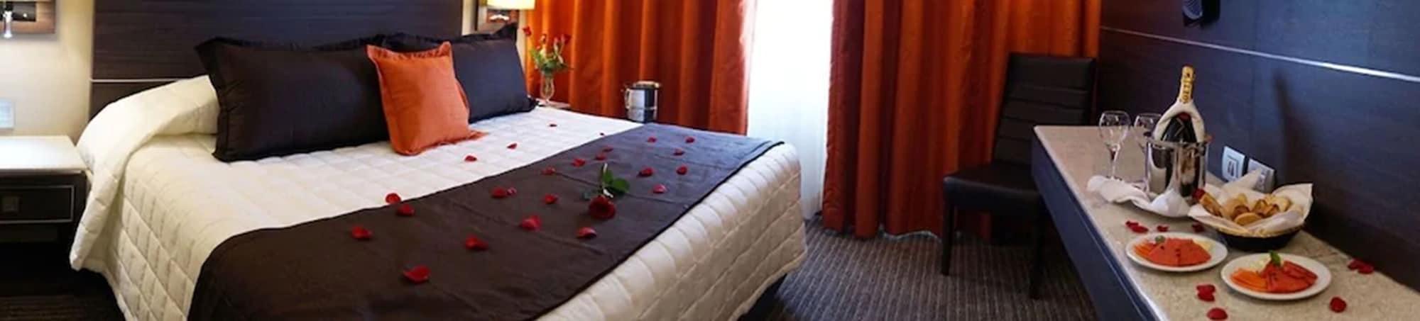 Hotel Real Alameda De Queretaro Luaran gambar