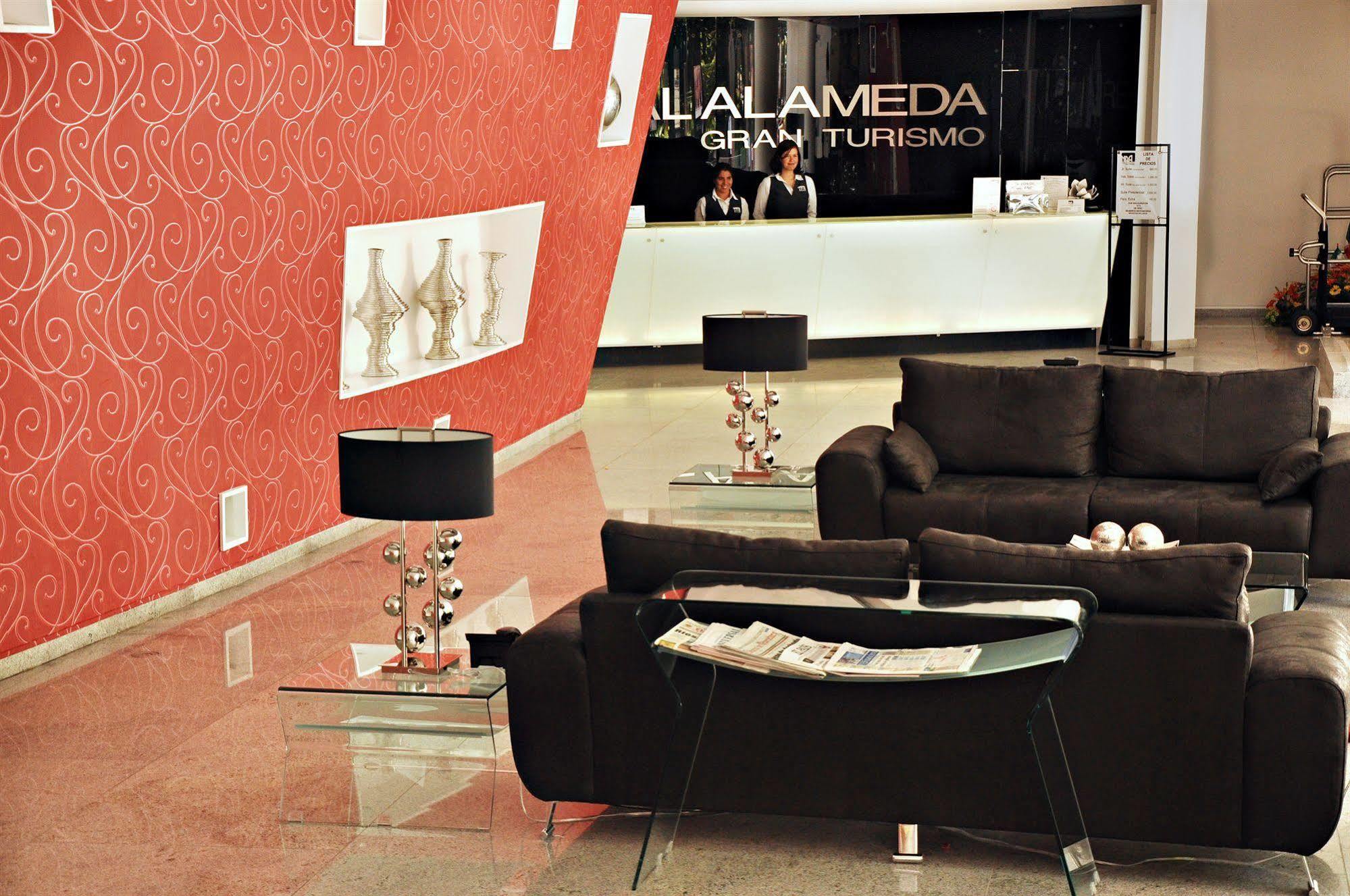 Hotel Real Alameda De Queretaro Luaran gambar